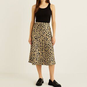 Kourt Satin Leopard Print Midi Skirt NWT Size Small – $118 Retail